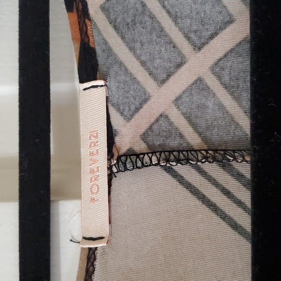 Sleeveless Cowl Dress - Picture 4 of 7